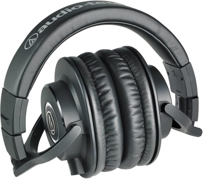 Audio-Technica ATH-M40x Professional Studio Monitor Headphone, Black (AUD ATHM40X) - Image 4